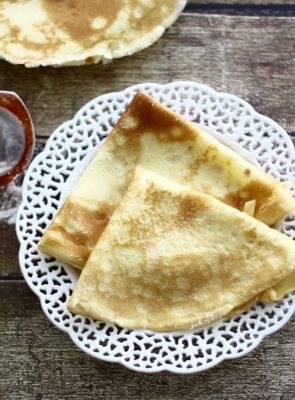 How to make basic French Crepes | SpoonfulOfButter.com