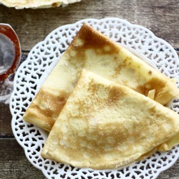 How to make basic French Crepes | SpoonfulOfButter.com