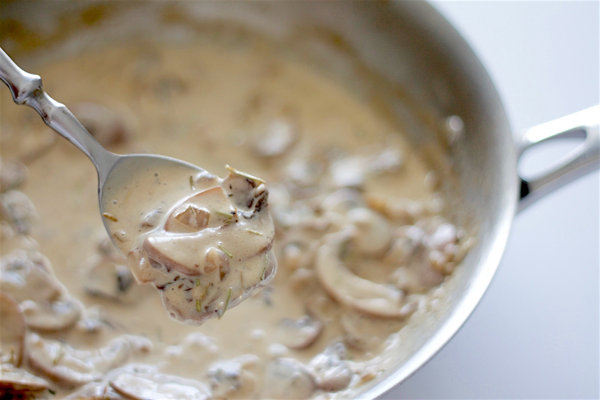 Creamy Herb Mushroom Sauce | SpoonfulOfButter.com