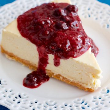 Cheesecake with Rustic Mixed Berry Sauce | www.SpoonfulOfButter.com