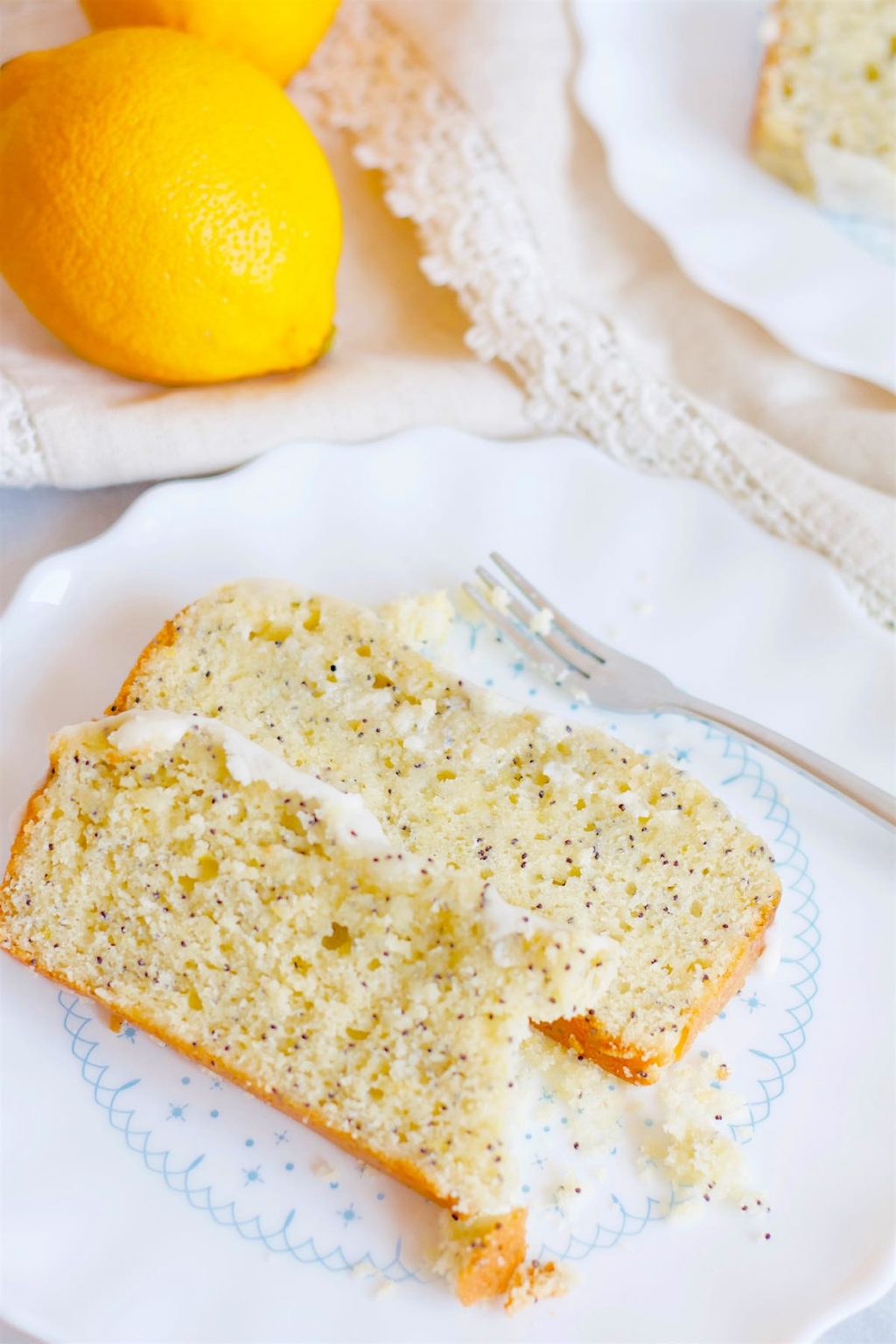 Glazed Lemon Poppy Seed Loaf bakeologie
