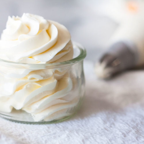 Swiss Meringue Buttercream bakeologie