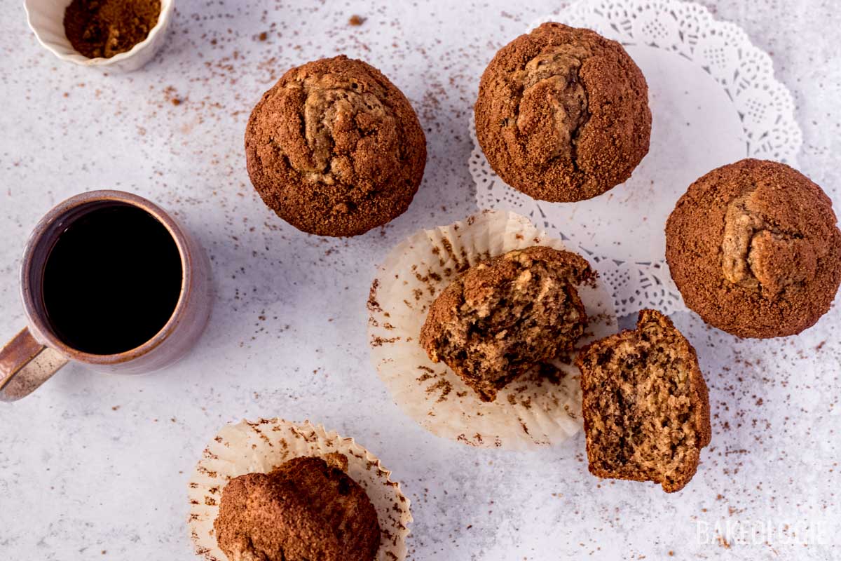 banana muffins with coffee